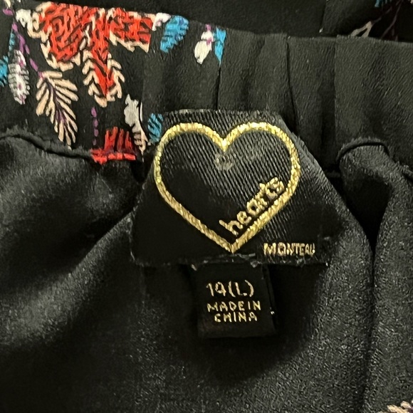 Black shirt with flowers on it - Picture 3 of 3